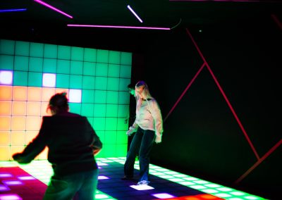 Catchpixel iekštelpu izklaižu parks Rīgā
