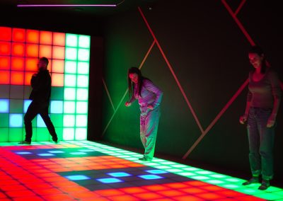Catchpixel iekštelpu izklaižu parks Rīgā