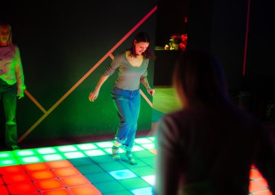 Catchpixel iekštelpu izklaižu parks Rīgā