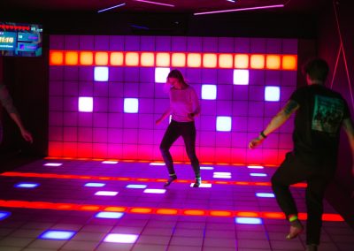 Catchpixel iekštelpu izklaižu parks Rīgā